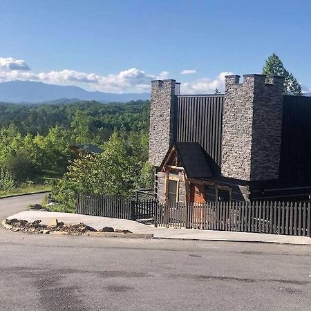 Villa The Log Castle~Stunning Mountain Views~Hot Tub à Sevierville Extérieur photo